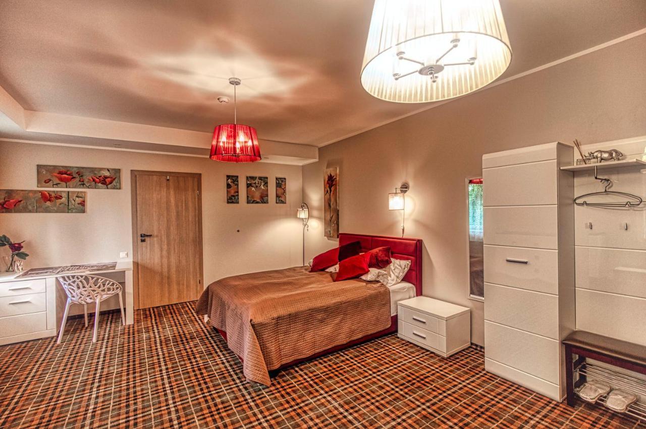 Vilhelmhaus Hotel Dedeliskes ภายนอก รูปภาพ