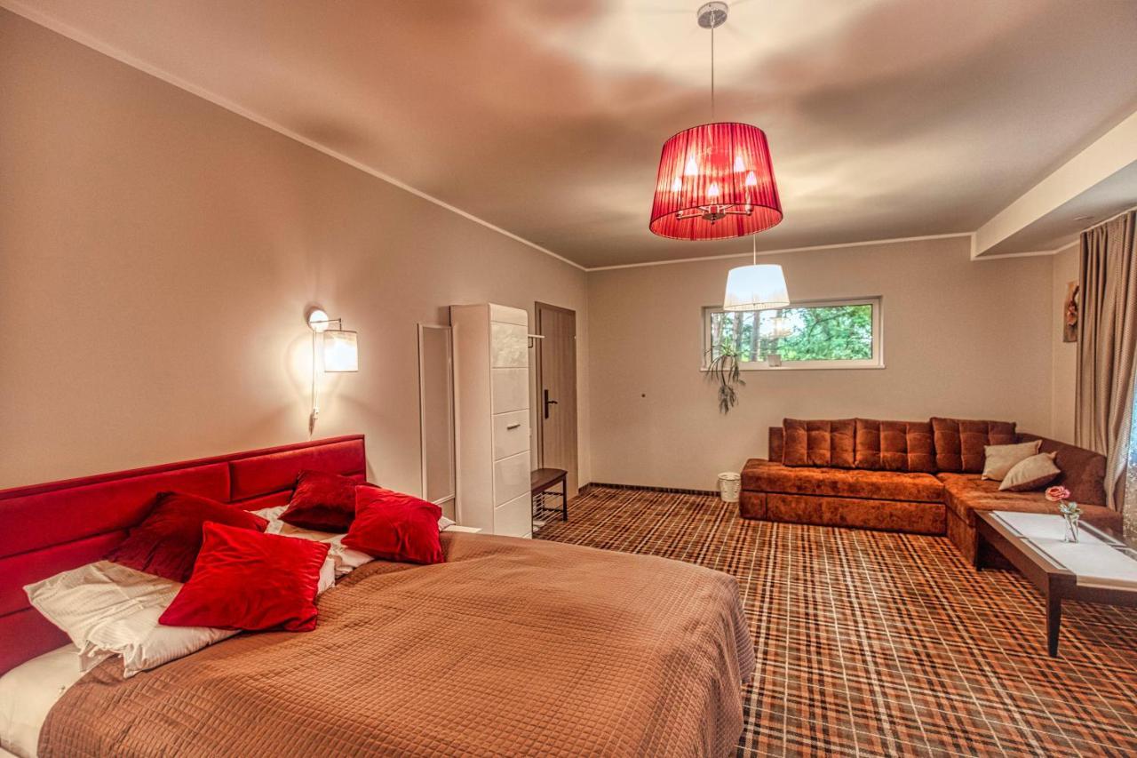 Vilhelmhaus Hotel Dedeliskes ภายนอก รูปภาพ