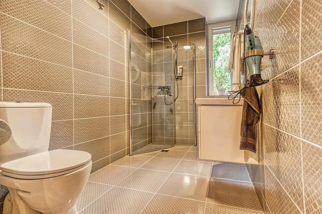 Vilhelmhaus Hotel Dedeliskes ภายนอก รูปภาพ